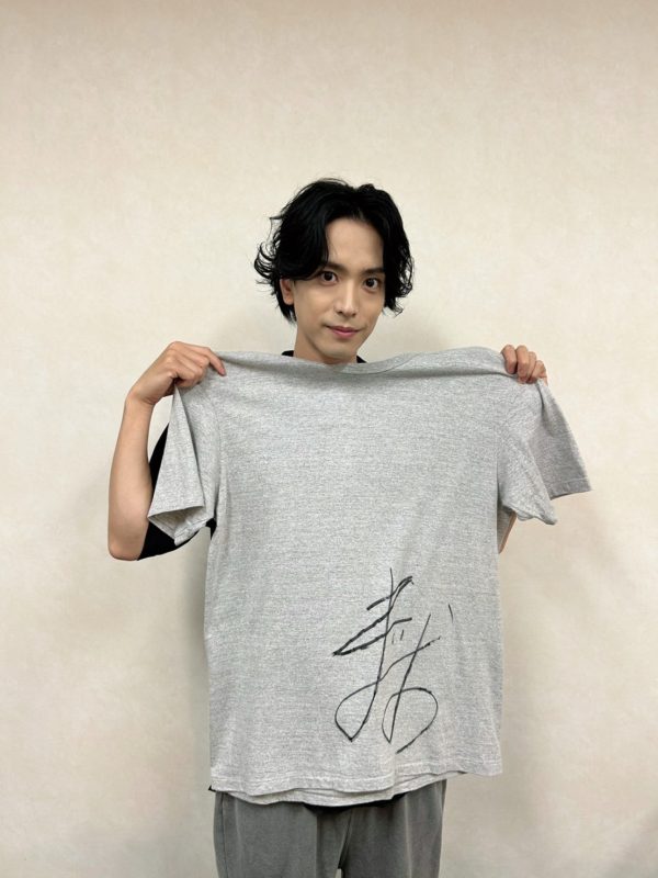 【PLAS】アフリカ子ども支援チャリティーオークションに黒羽麻璃央が参加しました。